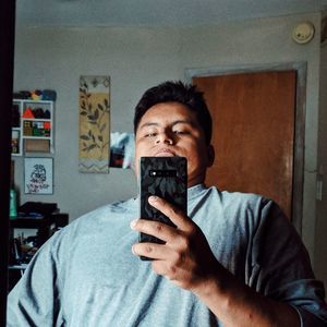 Meet your Posher, Carlos